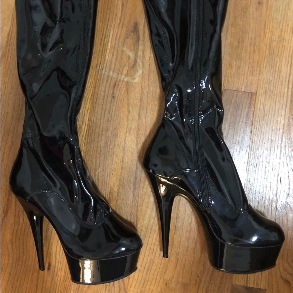 6” black patent leather pleaser boots